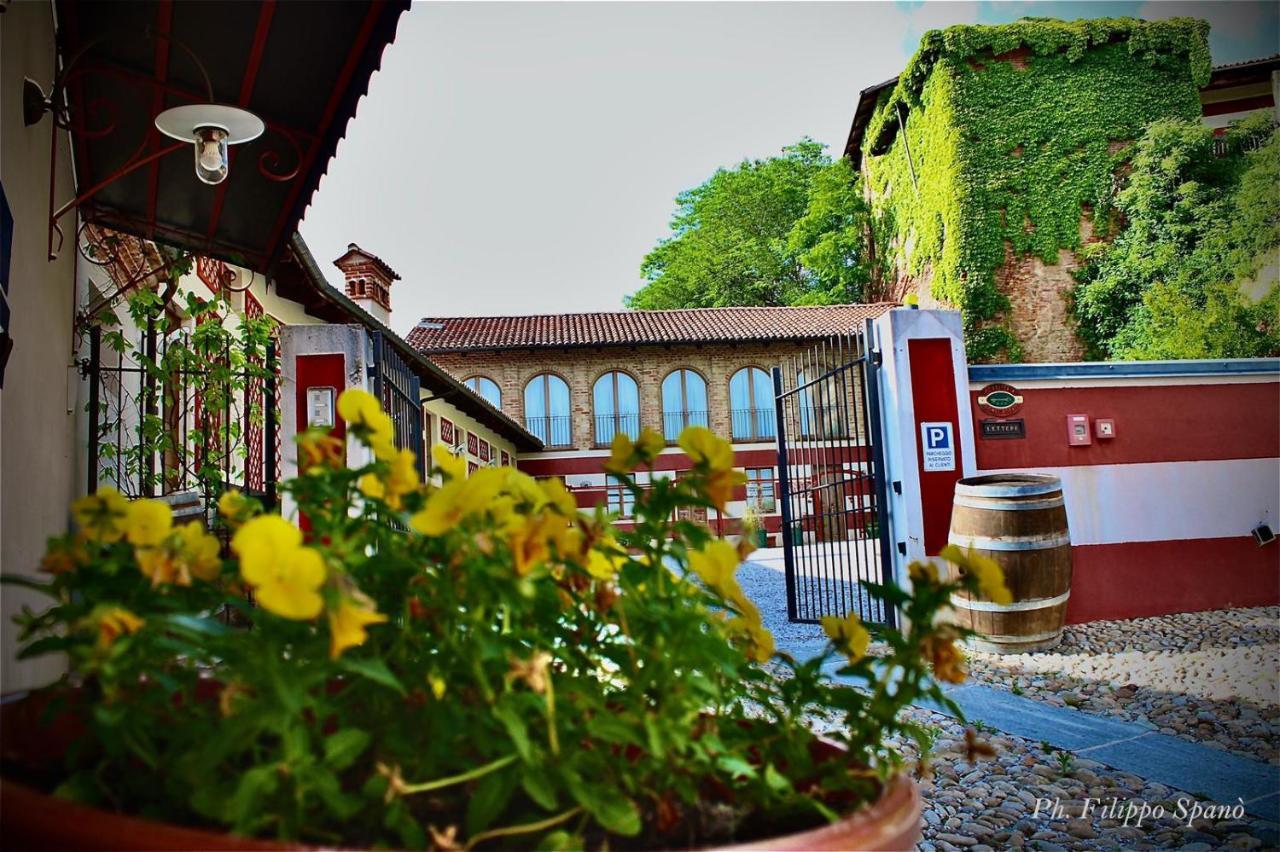 Foresteria Ristorante Conti Roero Monticello d'Alba Kültér fotó