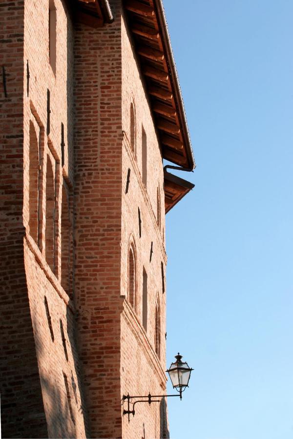 Foresteria Ristorante Conti Roero Monticello d'Alba Kültér fotó